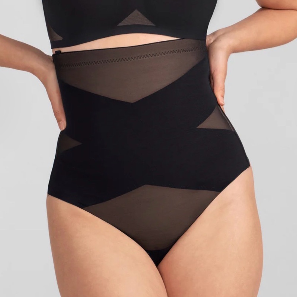 Honeylove Black High-Rise Shapewear Thong Size Large